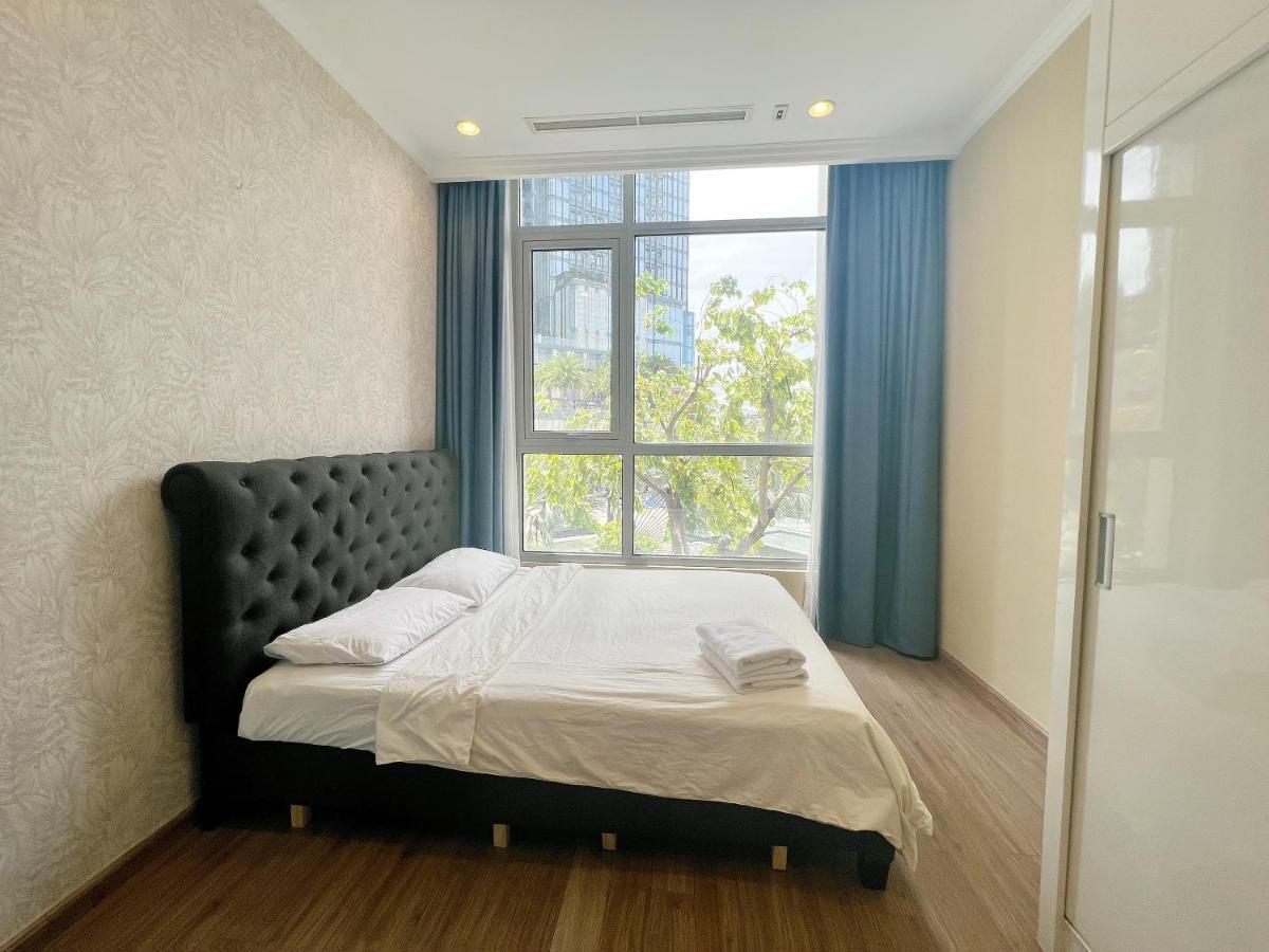 Vinhomes Landmark 81 - Luxstay Condotel Thành Pho Ho Chí Minh Esterno foto